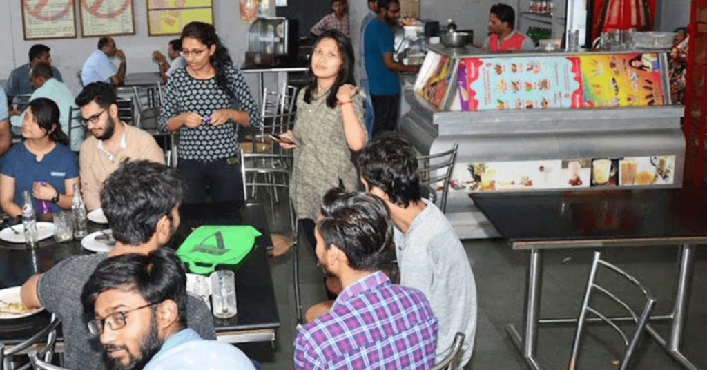 Cafeteria of Maharishi Markandeshwar University 